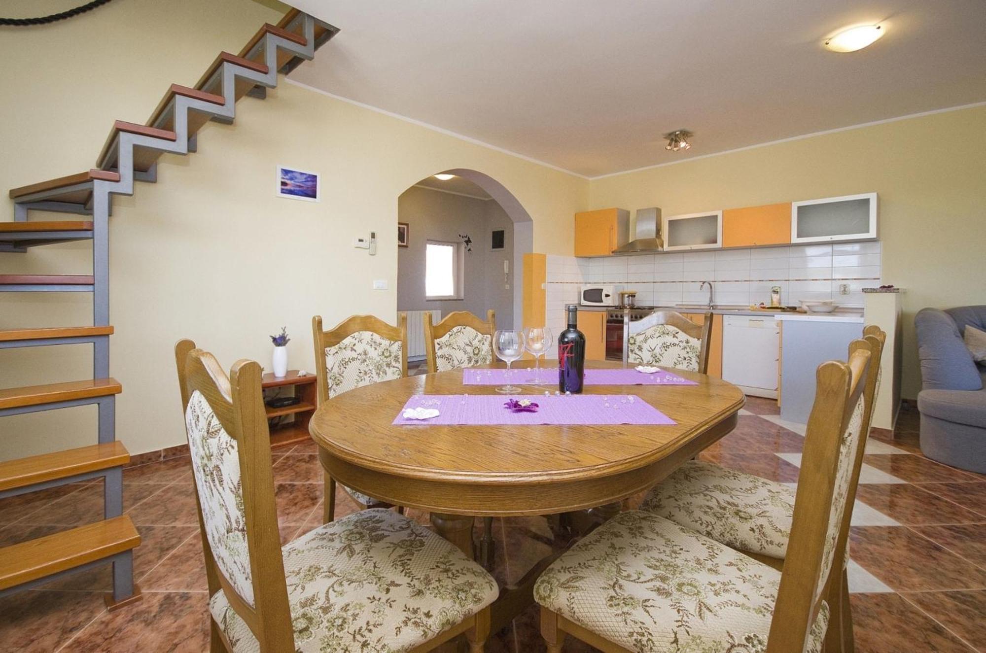 Apartment And Room Marlen 罗维尼村 客房 照片